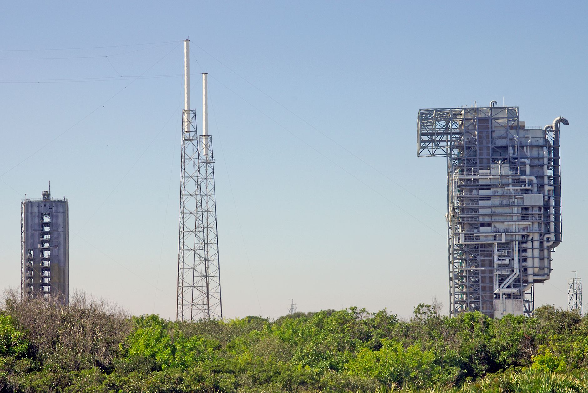 launch satellites beaming sunlight